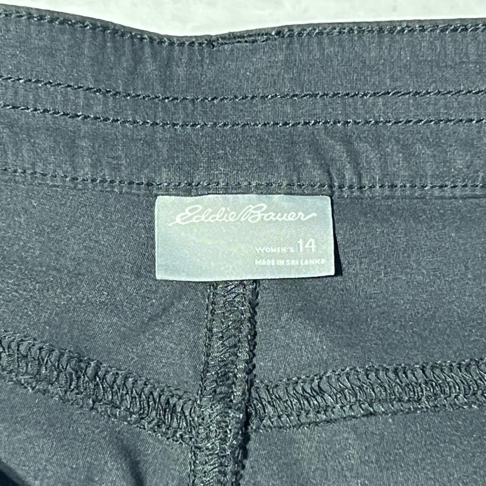 Women’s Eddie Bauer Black nylon pants size 14 - Picture 6 of 9